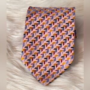 Fratelli Moda 100% silk Italian made Pink and Orange Geometric menswear tie‎
